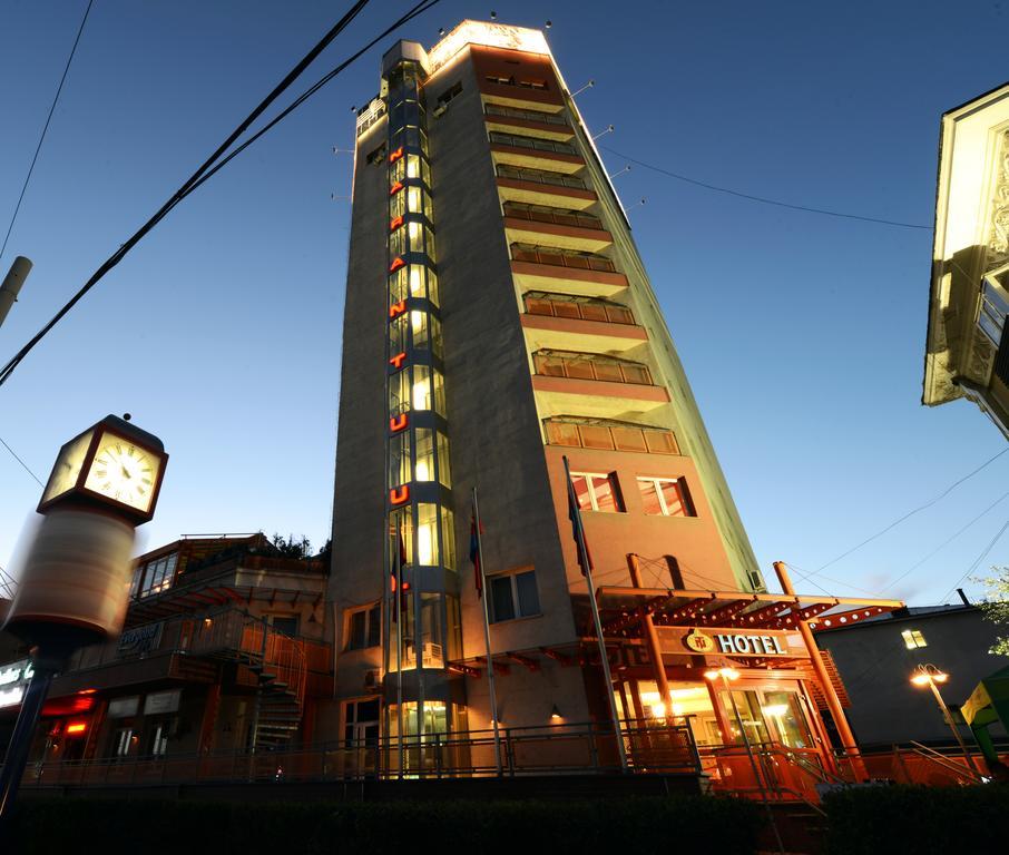 Narantuul Hotel Oelan-bator Buitenkant foto