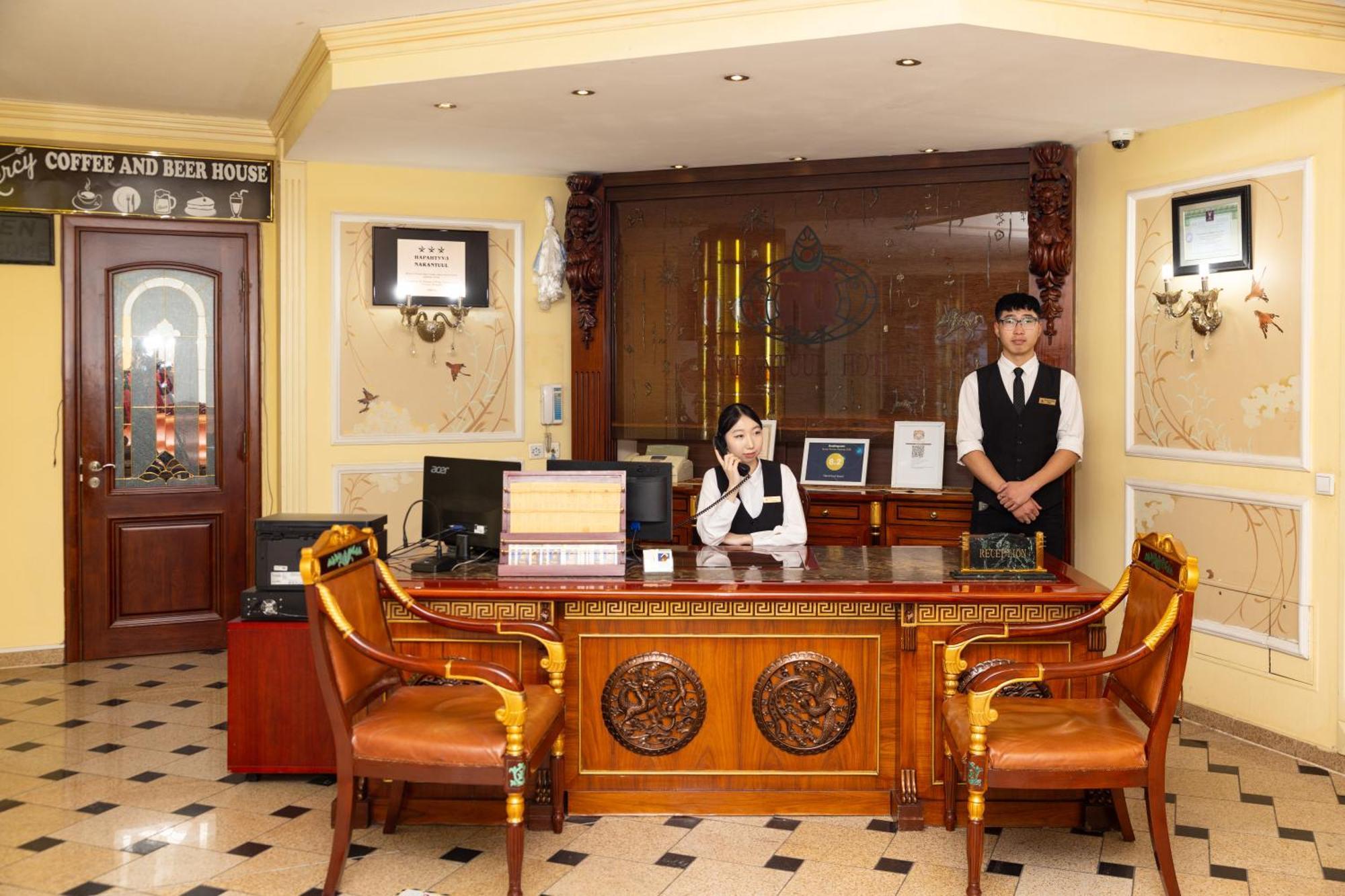 Narantuul Hotel Oelan-bator Buitenkant foto