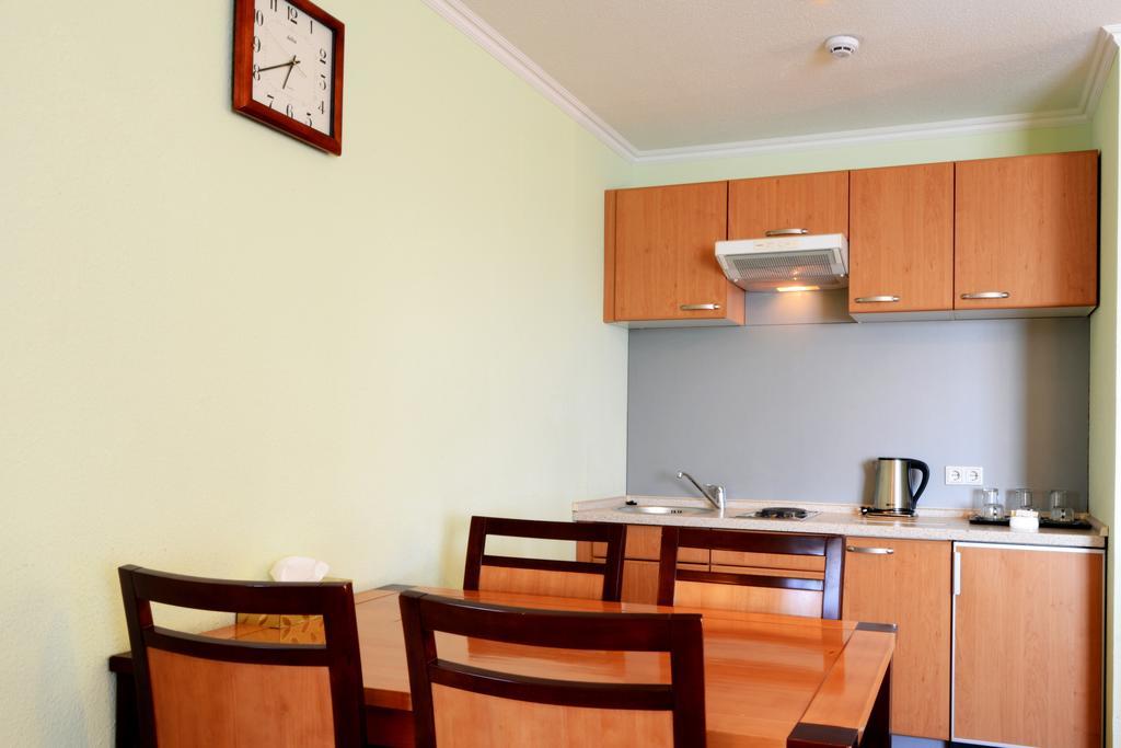 Narantuul Hotel Oelan-bator Kamer foto